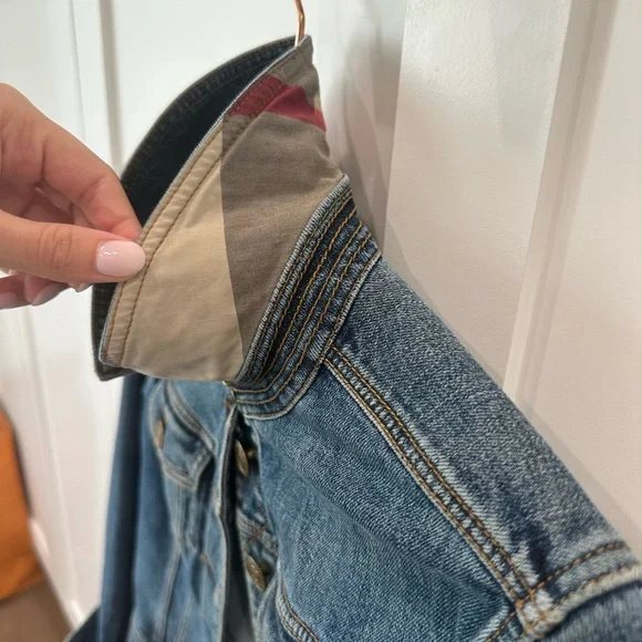 Burberry Brit Cropped Denim Jean Jacket - Picture 4 of 8